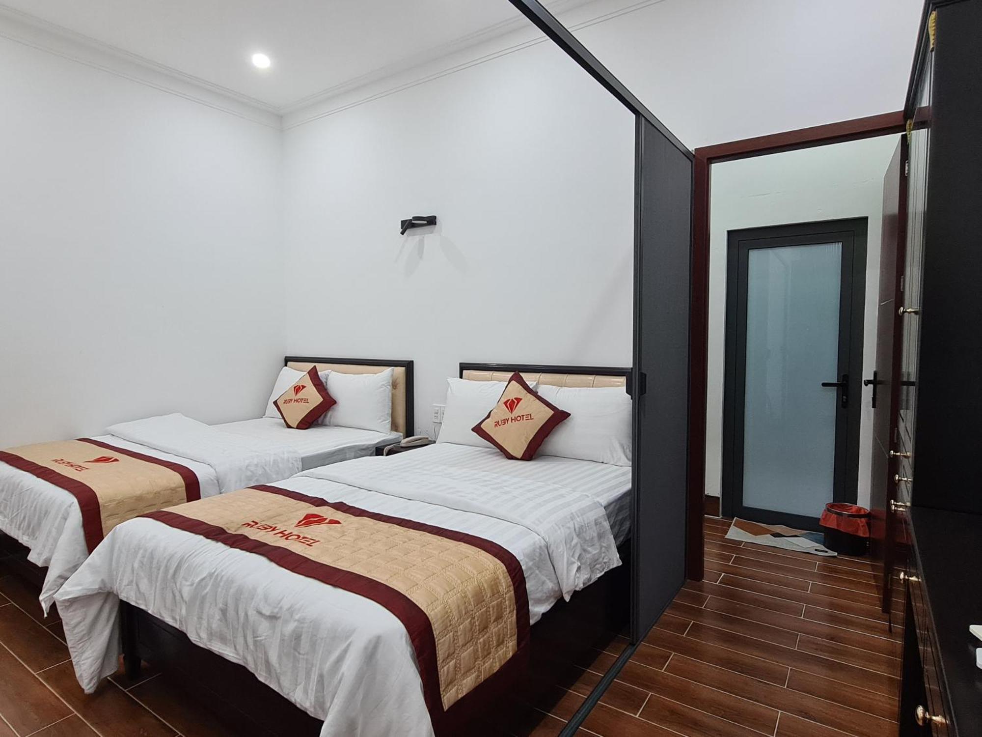 Ruby Hotel Vĩnh Long エクステリア 写真