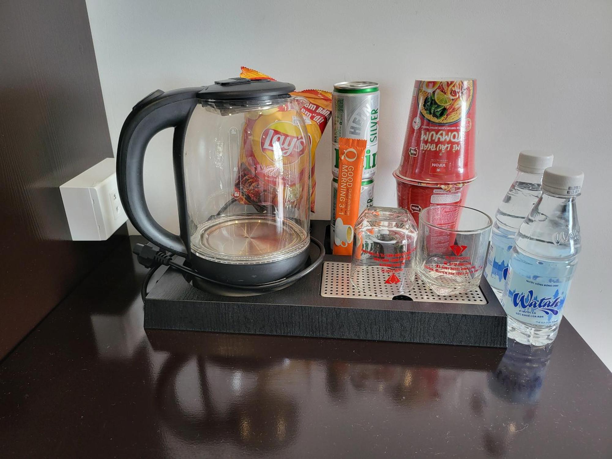 Ruby Hotel Vĩnh Long エクステリア 写真